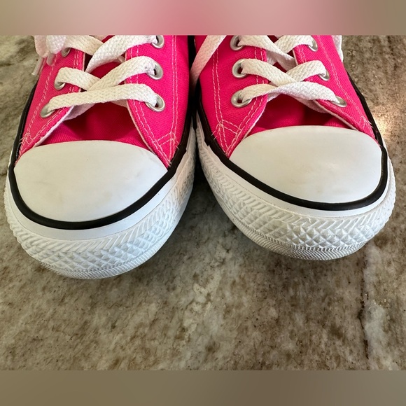 Hot Pink Converse Size 9 - Picture 4 of 11